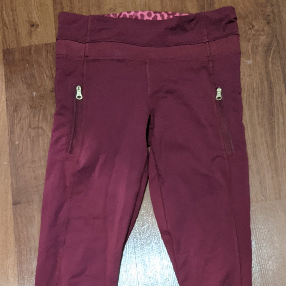 Lululemon 4 Crop Zipper Pocket Wine Leopard Rare